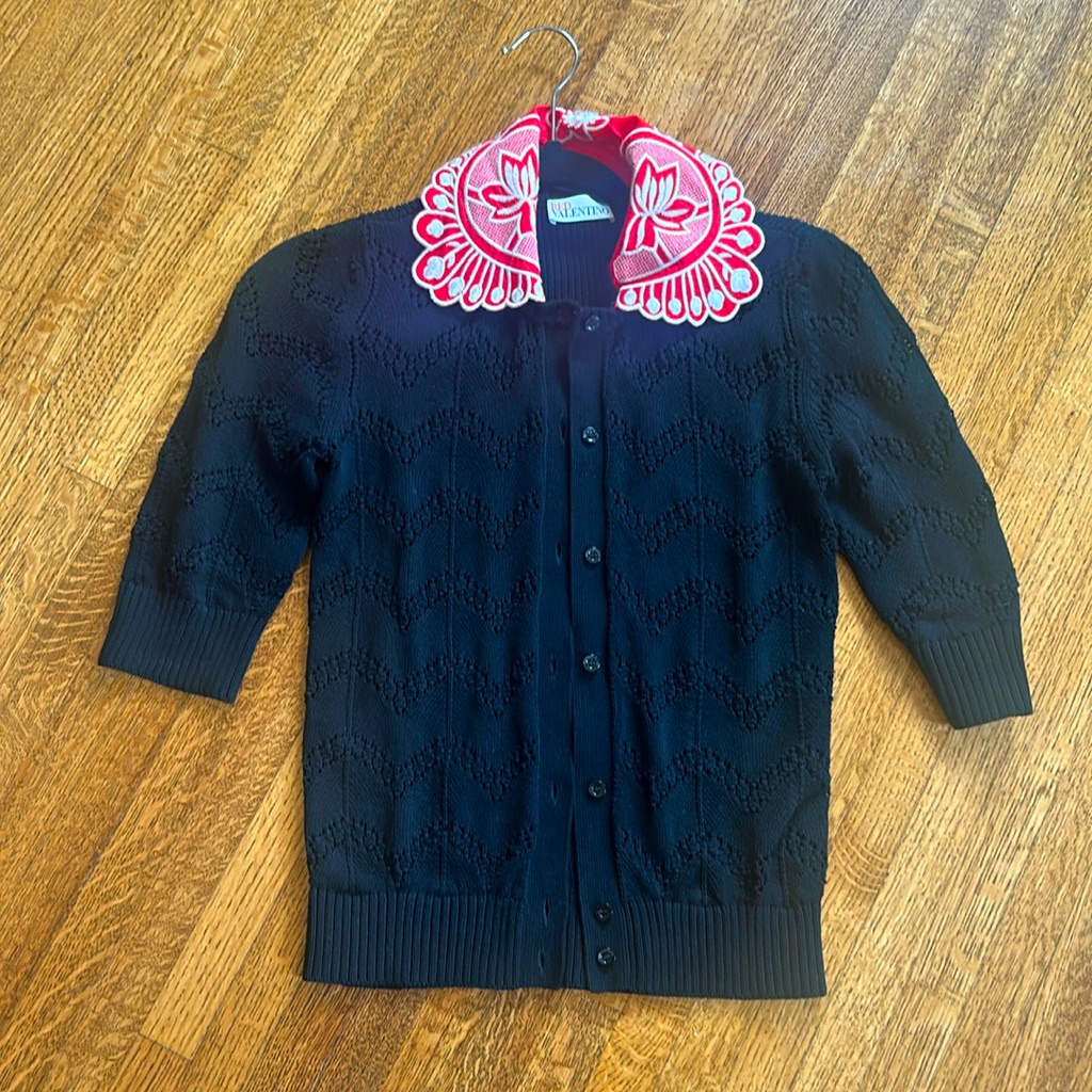Worn Twicered Valentino Short Sleeve Cardigan With Detailed Collar